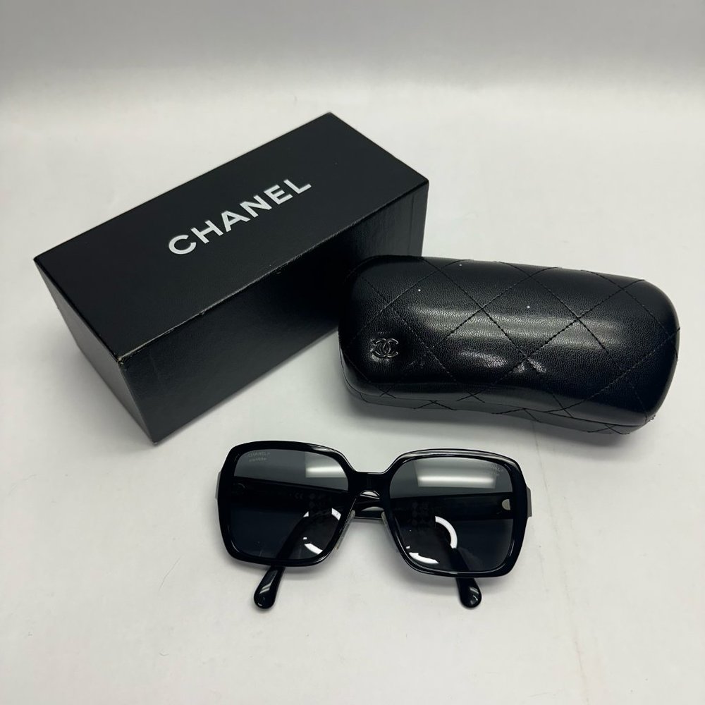 CHANEL Black Sunglasses